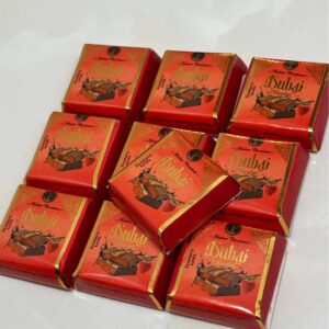 Конфеты из Дубай с начинкой из кунафы с клубникой